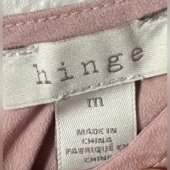 Hinge Pink Blush Open Bow Tie Back
Peplum Top Size Medium Short Sleeve - Picture 3 of 4